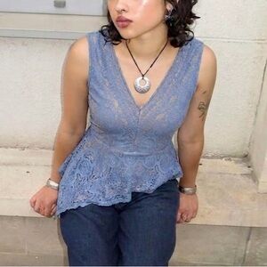 BCBG Max Azria Blue Lace Peplum Top V Neck Sleeveless Size S